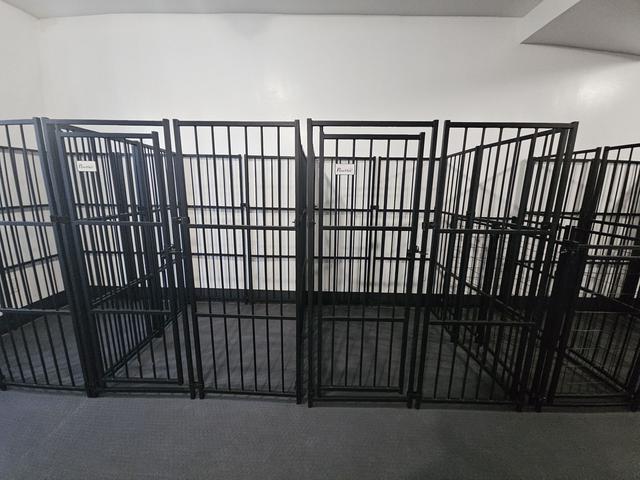 Indoor boarding kennels